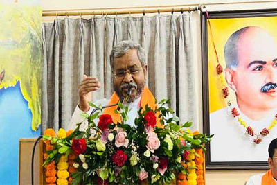 भाजपा स्थापना दिवस पर बाबूलाल का कार्यकर्ताओं को संदेश, राष्ट्र सेवा के रास्ते पर बढ़ते रहें