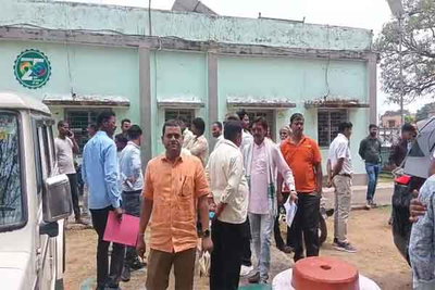 जामताड़ा नगर पंचायत बोर्ड की पहली बैठक स्थगित, वार्ड पार्षदों ने किया हंगामा