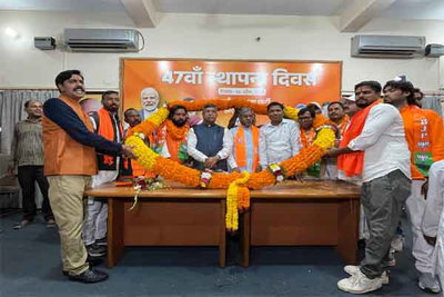 झारखंड में धूमधाम से मना भाजपा का स्थापना दिवस, नेताओं ने कांग्रेस पर साधा निशाना