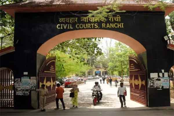 रांची सिविल कोर्ट के वकीलों की हड़ताल खत्म,10 से न्यायिक कार्य करेंगे अधिवक्ता