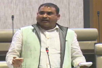 विधायक निर्मल महतो ने बजट को बताया हवा मिठाई, बोले - मांडू को मिली सिर्फ चवन्नी