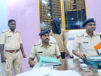 Simdega News: बानो के बरडांड जंगल से मिली युवती के शव का खुलासा, आरोपी गिरफ्तार, पहुंचा जेल
