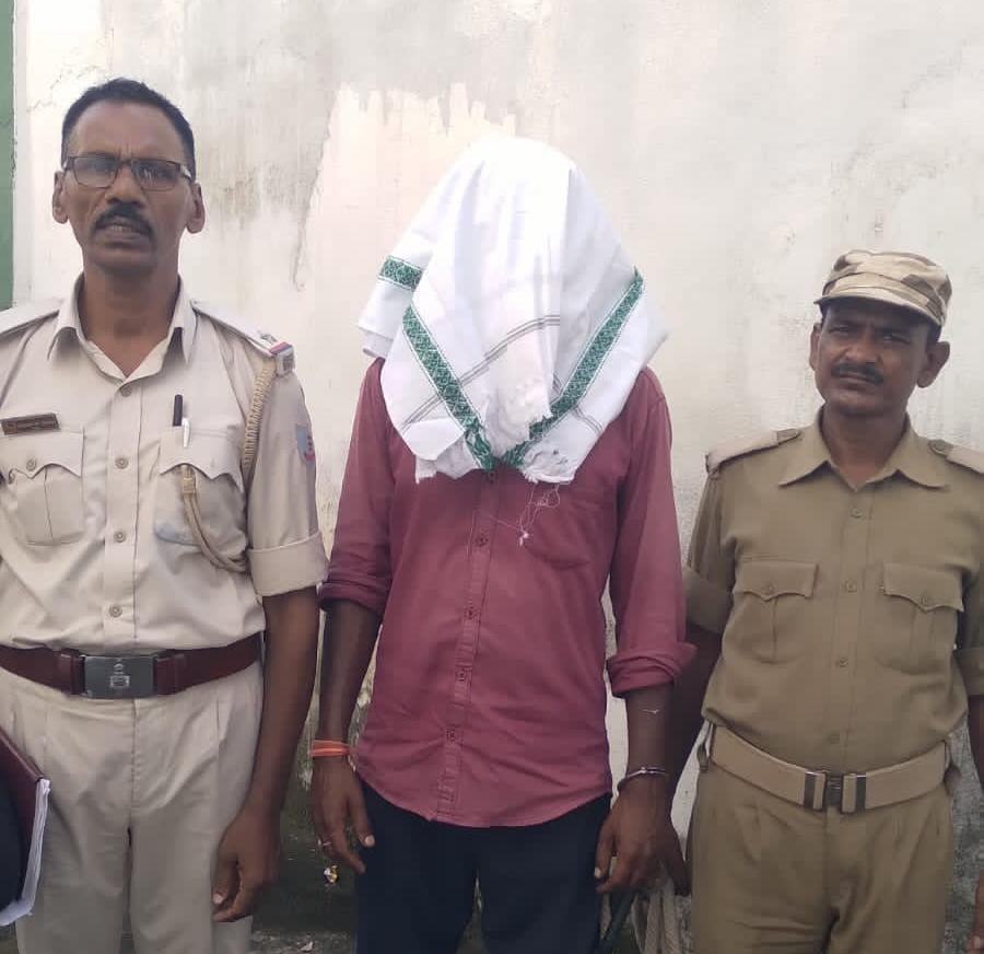 Saraikela News: 16 साल से फरार लूटकांड का वारंटी गिरफ्तार