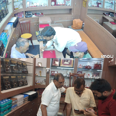Jamtara News: रिद्धि ज्वेलर्स में ग्राहक बनकर दिया झांसा, एक लाख के गहने लेकर उचक्के फरार