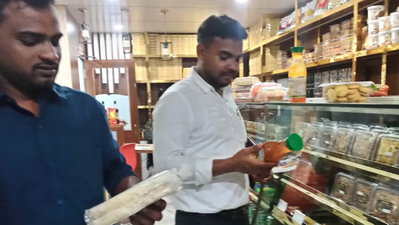 Jamshedpur News: बहरागोड़ा में फूड सेफ्टी की छापेमारी, घटिया मिठाई कराया नष्ट