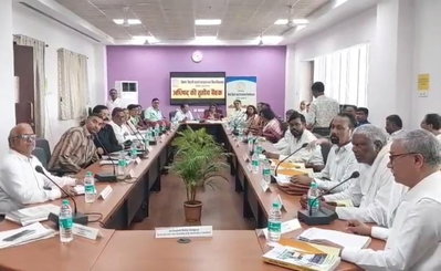 Dhanbad News: छह साल बाद हुई BBMKU में सीनेट की बैठक, 4 घंटे में मात्र 9-10 एजेंडो पर चर्चा