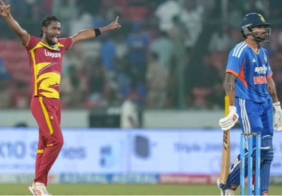 Sports News: वेस्टइंडीज ने भारत को 24 रन से हराया, सीरीज 2-2 से बराबर, कीमो पॉल ने झटके 5 विकेट