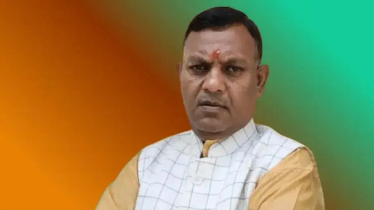 ओडिशा के नए राज्यपाल ब्रज मोहन राम के बयान पर विवाद, BJD व कांग्रेस ने उठाए सवाल