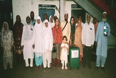 बरकाकाना जंक्शन से हाजियों का जत्था कोलकाता के लिए रवाना