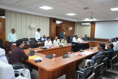 Hazaribagh News: उपायुक्त की अध्यक्षता में जिला स्थापना एवं अनुकम्पा समिति की बैठक