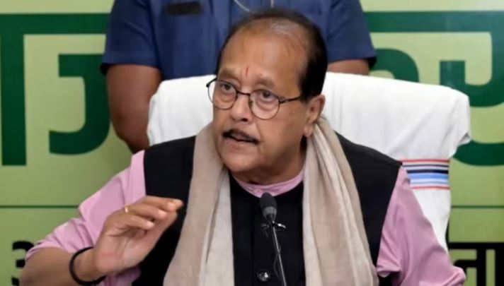 Ranchi News: अधिकारियों के रवैये पर वित्त मंत्री नाराज, बोले- ‘जनप्रतिनिधियों की उपेक्षा लोकतंत्र के लिए ठीक नहीं’