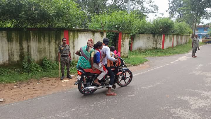 Gumla News: चैनपुर में सड़क सुरक्षा को लेकर चला सघन जांच अभियान, 56 हजार जुर्माने की वसूली