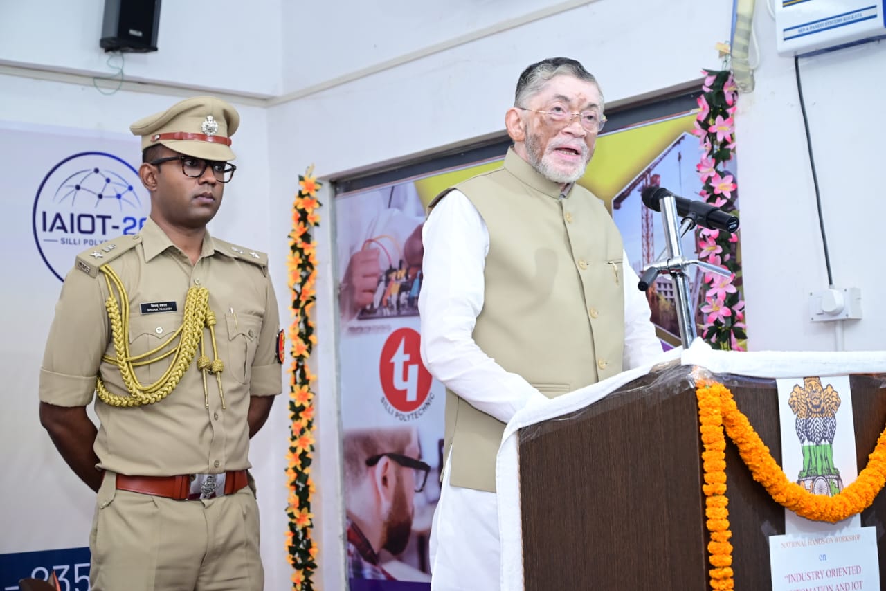 Ranchi News: नई तकनीक और कौशल से ही युवा बनेंगे भविष्य के नेतृत्वकर्ता: राज्यपाल संतोष गंगवार