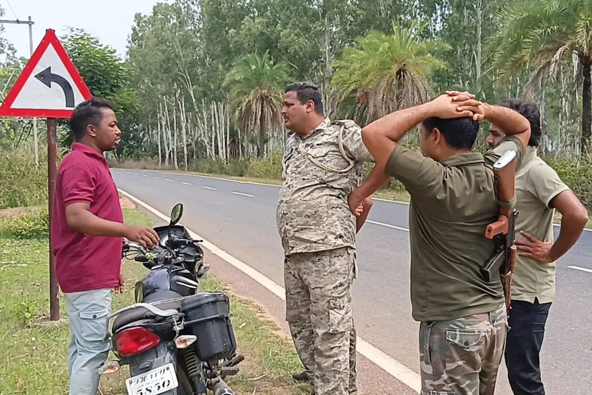 Giridih News: ससुराल जा रहे युवक से हथियार के बल पर लाखों की लूट, CCTV खंगालने में जुटी पुलिस
