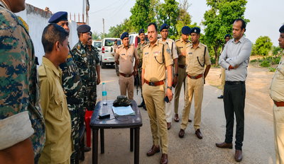 पश्चिम बंगाल चुनाव को लेकर जामताड़ा पुलिस अलर्ट, सीमावर्ती चेकपोस्टों पर सघन जांच