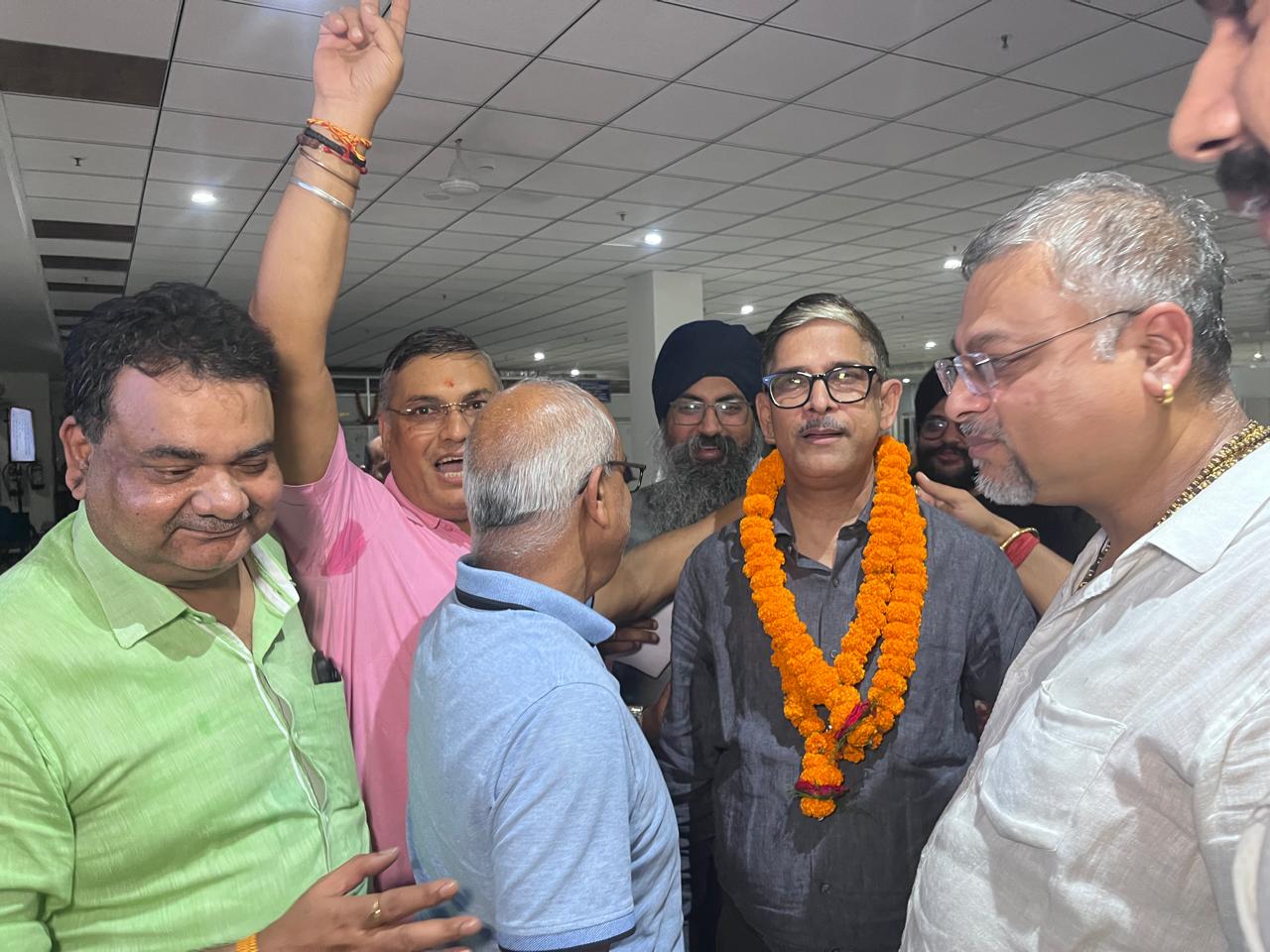 झारखंड हाईकोर्ट एडवोकेट एसोसिएशन चुनाव : कांटे की टक्कर में अध्यक्ष पद पर जीते अजीत कुमार