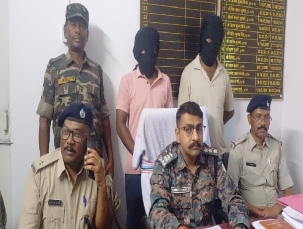 Saraikela News: कांड्रा डबल मर्डर में खुलासा, अपहरण के बाद दोनों युवकों की हुई थी हत्या, दो गिरफ्तार