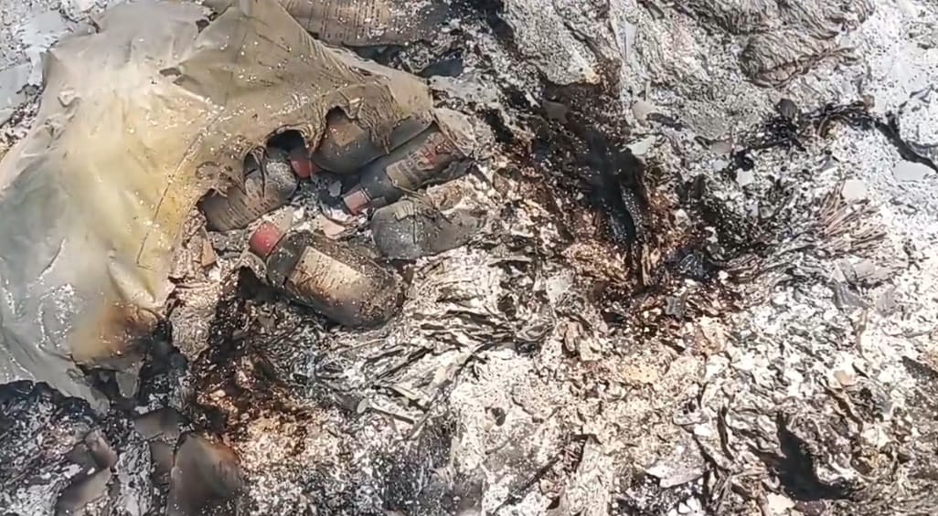 Saraikela News: गम्हरिया CHC में एक्सपायर दवा जलाने का मामला, स्वास्थ्य विभाग में मचा हड़कंप