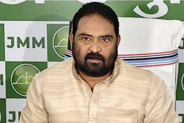BJP के आरोपों पर JMM का पलटवार, विनोद पांडेय बोले- प्रेस कॉन्फ्रेंस में नहीं, कोर्ट में रखें तथ्य