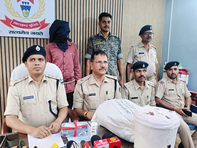 गिरिडीह: बस स्टैंड रोड में हुए 2 लूटकांडों का खुलासा, एक आरोपी देवघर से गिरफ्तार