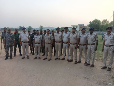 Ramgarh News: निकला फ्लैग मार्च, बकरीद के पर्व में आपसी सौहार्द बनाए रखने की अपील- SDOP