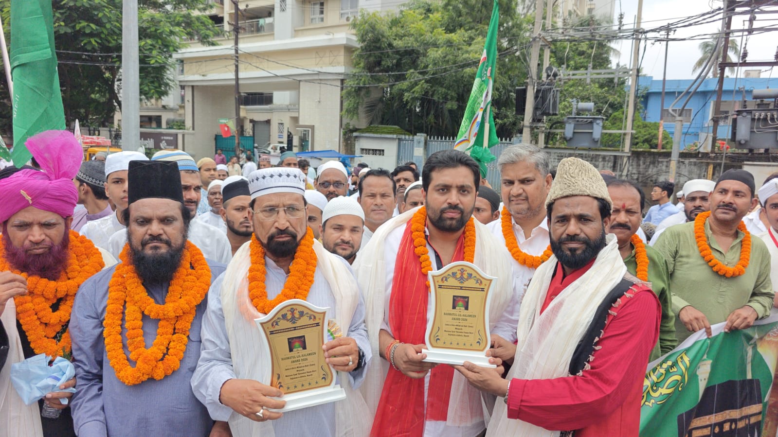 Ranchi: मिलाद-उन-नबी के मौके पर निकला जुलूस, देश-दुनिया को शांति-प्रेम का संदेश