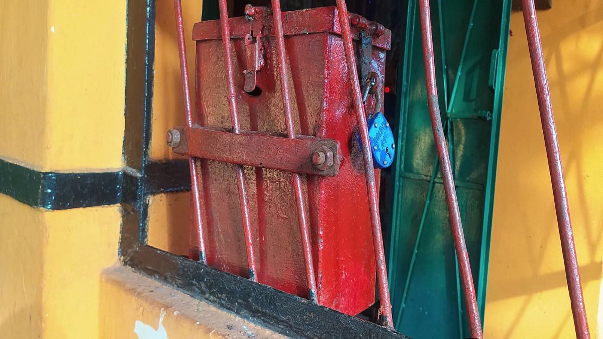 Theft from temples