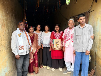 Hazaribagh News: वेल्डिंग दुकान चलाने वाले पिता की बेटी बनी डॉक्टर, मेहनत से डॉ. आयुषी बनी मिसाल