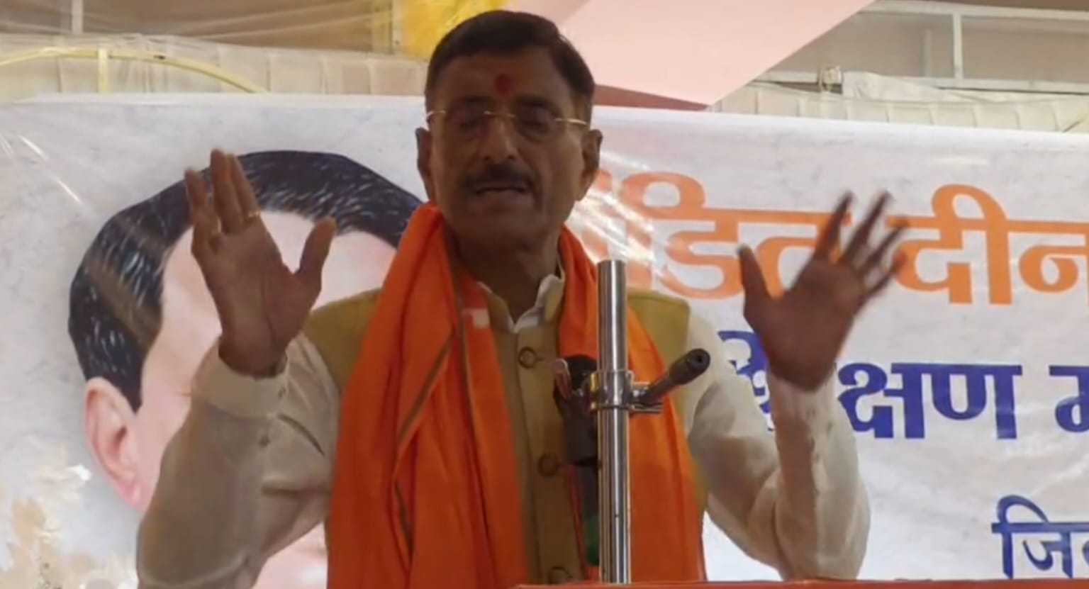 Bokaro News: रक्षा राज्य मंत्री का मंत्री इरफान पर हमला, कहा- डिरेल हुई राज्य में स्वास्थ्य व्यवस्था