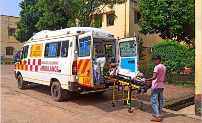 Jamshedpur News: एनएच 49 पर हादसा, पिकअप केबिन में फंसा चालक, हायर सेंटर रेफर