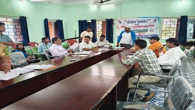 Chaibasa News: एसआईआर में दावा-आपत्ति को लेकर गुवा पूर्वी में जनसुनवाई कार्यक्रम
