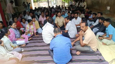 Jamtara News: वेतन नहीं, तो आंदोलन तय! जामताड़ा के आउटसोर्सिंग स्वास्थ्य कर्मियों ने दी चेतावनी