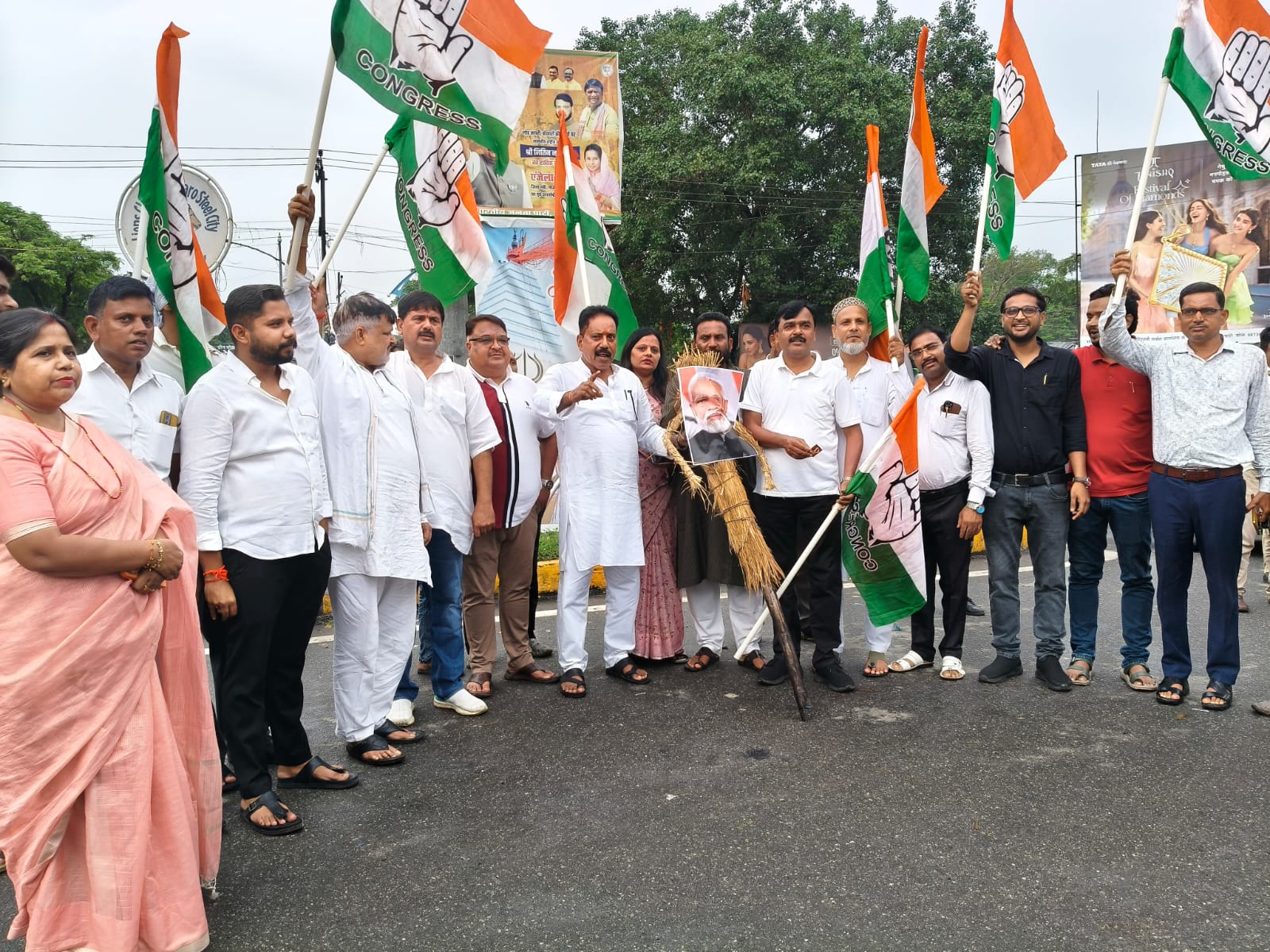 PM`s effigy