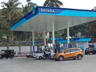 National News: नायरा एनर्जी ने पेट्रोल 5 और डीजल 3 महंगा किया, सरकारी पंपों पर दाम जस के तस