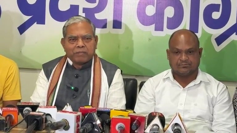 झारखंड कांग्रेस में बड़ा फेरबदल, केशव महतो कमलेश ने नई टीम का किया ऐलान