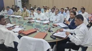 श्रावणी मेला को लेकर मंत्री ने की समीक्षा, VIP दर्शन पर रोक, भक्तों को मिलेगी बेहतर व्यवस्था