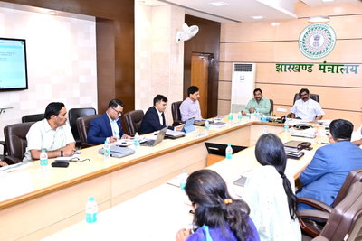 Jharkhand News: CM हेमन्त ने उद्योग विभाग के योजनाओं की समीक्षा की, औद्योगिक विकास पर जोर