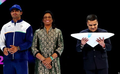 Sports News: अहमदाबाद में कॉमनवेल्थ गेम्स 2030 का होगा आयोजन, सौंपा गया आधिकारिक ध्वज