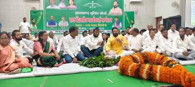 Simdega News: झामुमो कार्यकर्ता सम्मेलन में जुटी भीड़, संगठन मजबूती व SIR जागरूकता पर जोर