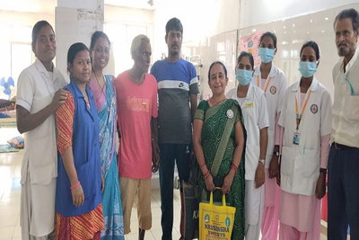 40 साल बाद मिला बिछड़ा परिवार: डालसा की पहल से ओडिसा के वृद्ध को मिला बेटा