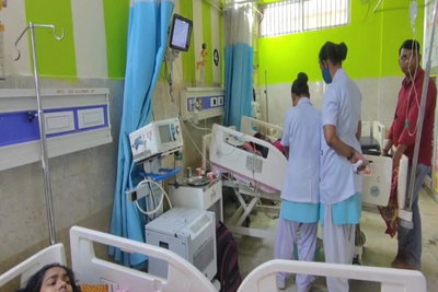 बोकारो: सदर अस्पताल में बेकार पड़ा लाखों का वेंटिलेटर