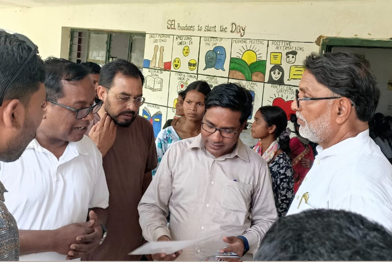 Simdega News: सिमडेगा में नौकरी दिलाने के नाम पर फर्जीवाड़ा, जांच में जुटा प्रशासन