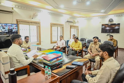 देवघर: चौकीदार व होमगार्ड भर्ती प्रक्रिया तय समय सीमा में पूरी हो- DC