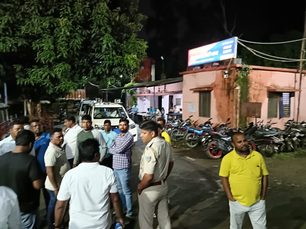 Bokaro News: दिशोम गुरु शिबू सोरेन का पोस्टर हटाने पर FIR दर्ज