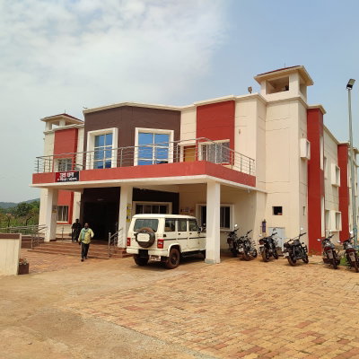 Chaibasa News: गुवा से लापता युवतियों मामले में कार्रवाई, यूपी के मेरठ से 3 युवतियां बरामद