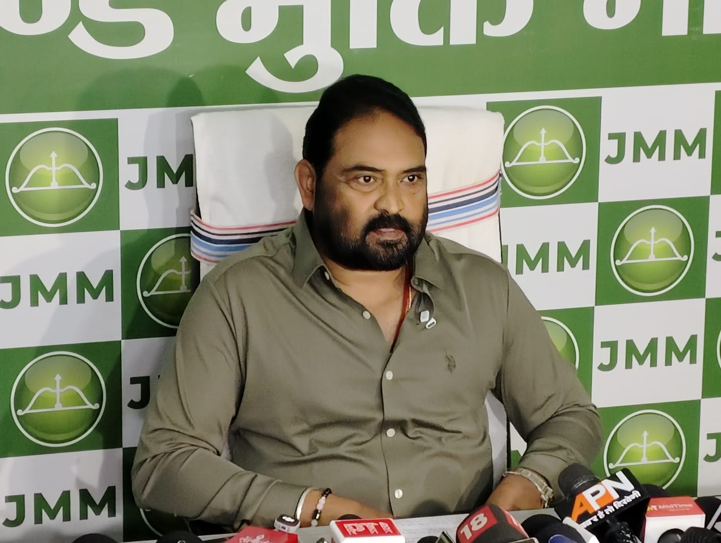 गुजरात की शेल पार्टियों को हजारों करोड़ का चंदा? विनोद पांडेय ने चुनाव आयोग और ED पर उठाए सवाल