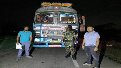 Bokaro News: अवैध कोयला परिवहन पर प्रशासन सख्त, कोयला लदा ट्रक जब्त