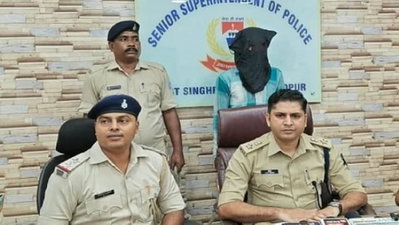 Jamshedpur News: हथियारों की खरीद-बिक्री करते युवक गिरफ्तार, तीन किशोर निरुद्ध