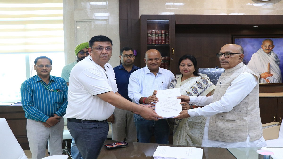 Ranchi News: आश्वासन समिति ने स्पीकर को सौंपी रिपोर्ट, इमरजेंसी सेल बनाने की अनुशंसा