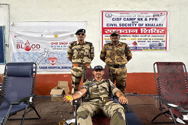 Ranchi News: विश्व रक्तदाता दिवस पर अलग-अलग शिविरों से 114 यूनिट रक्त संग्रह